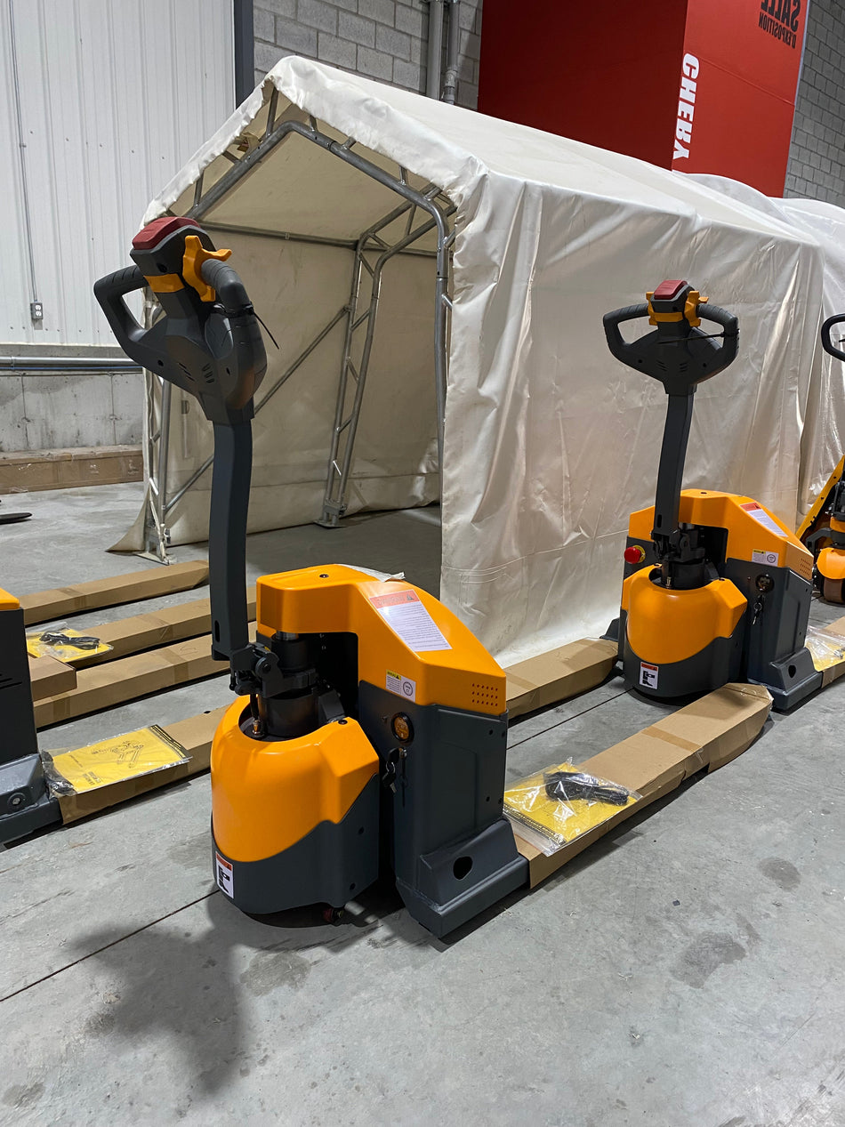 Transpalette électrique WE de 3 300 lb