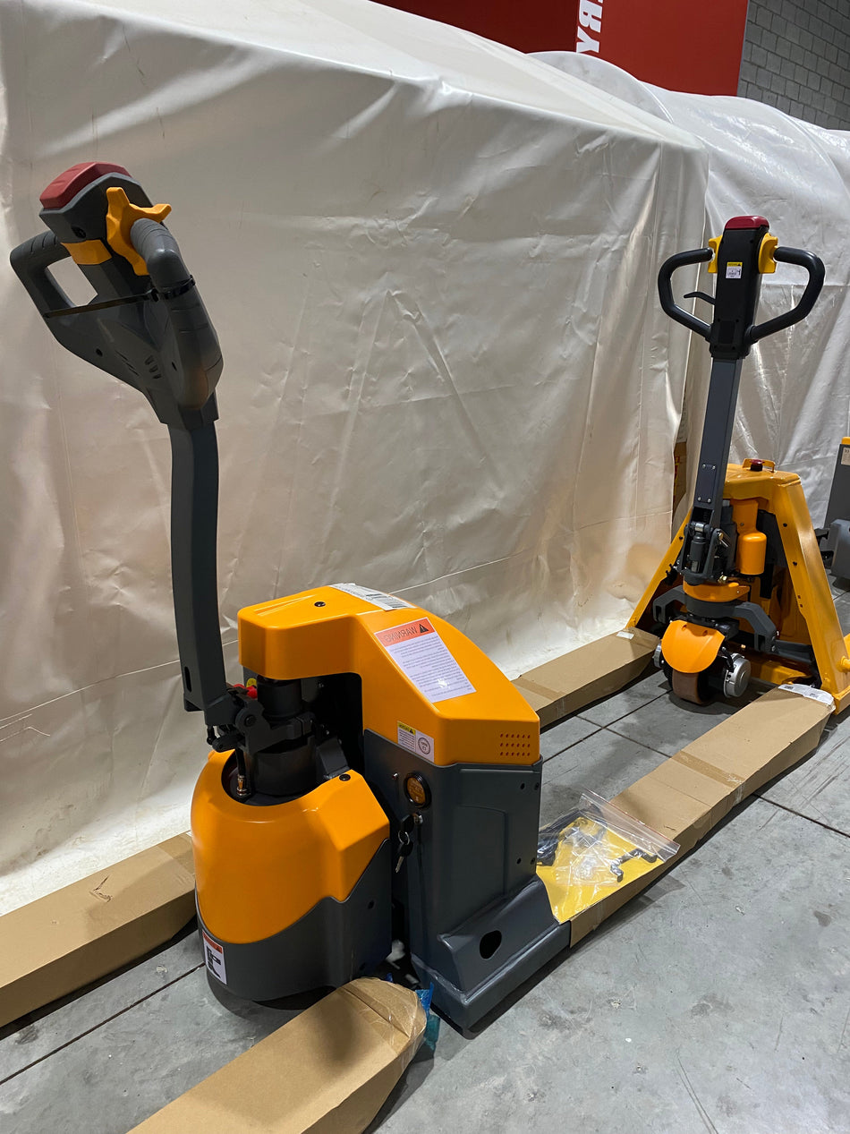 Transpalette électrique WE de 4 400 lb